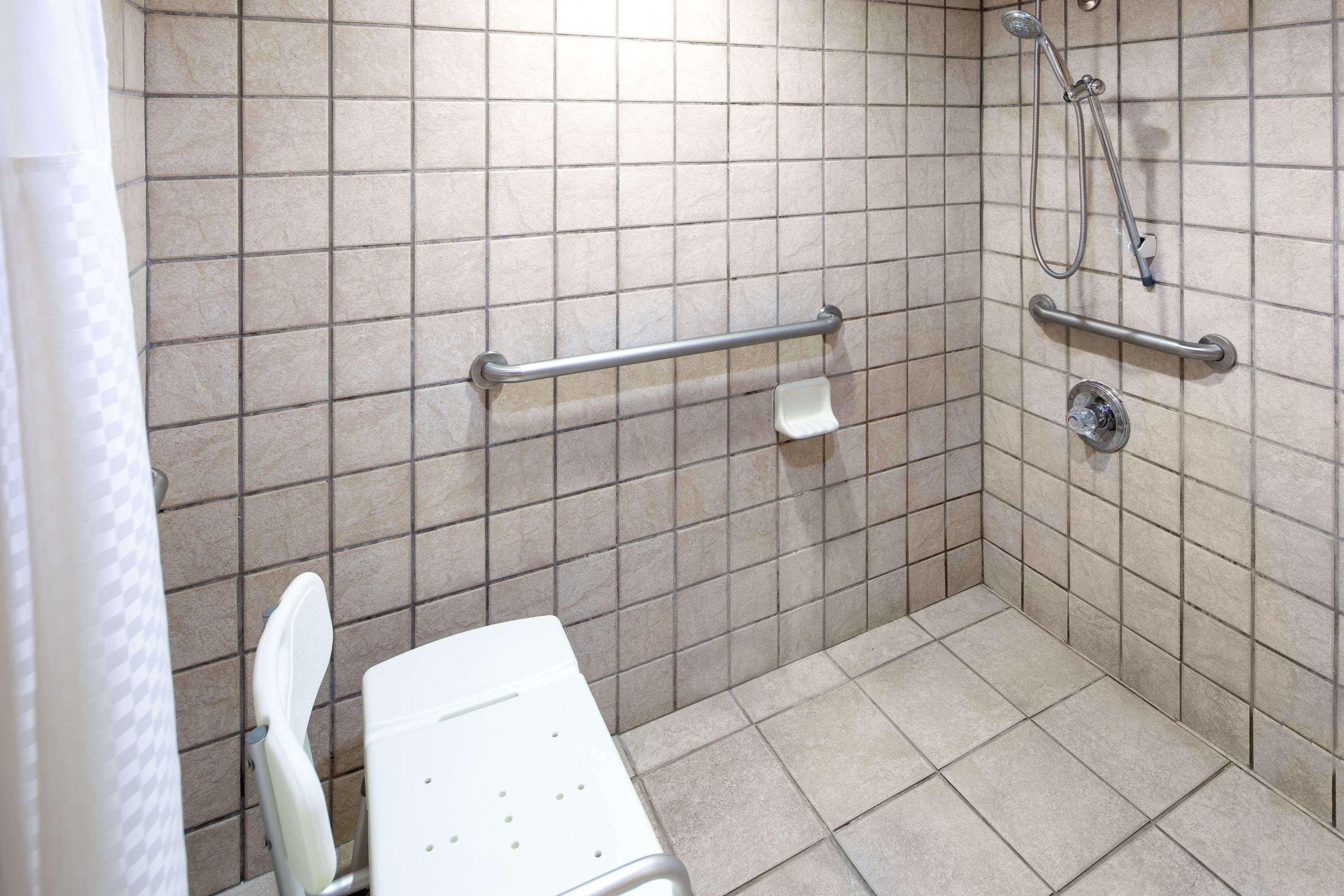 Days Inn By Wyndham טופלו מראה חיצוני תמונה